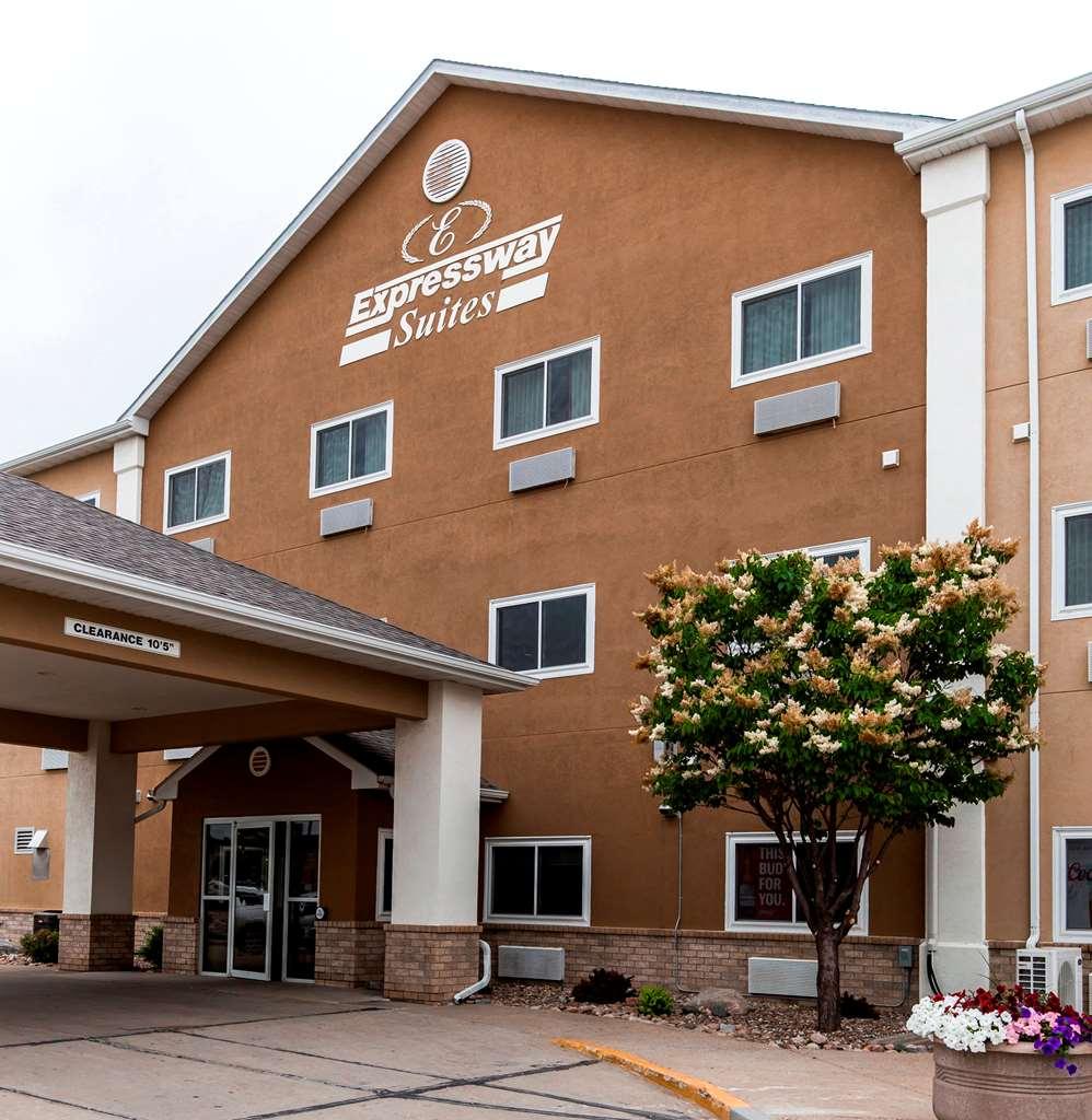 Everspring Suites Bismarck  Kültér fotó