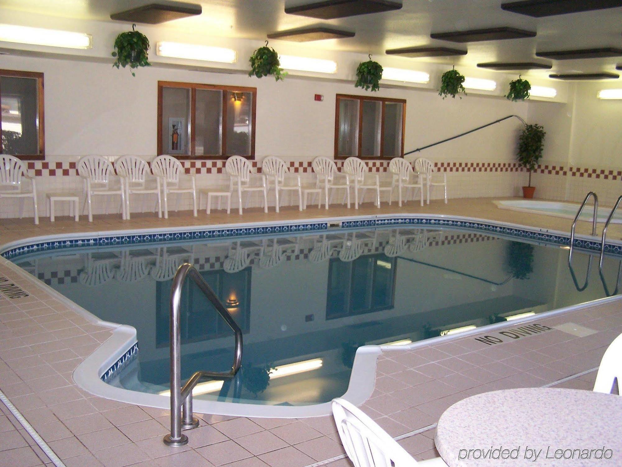 Everspring Suites Bismarck  Kültér fotó