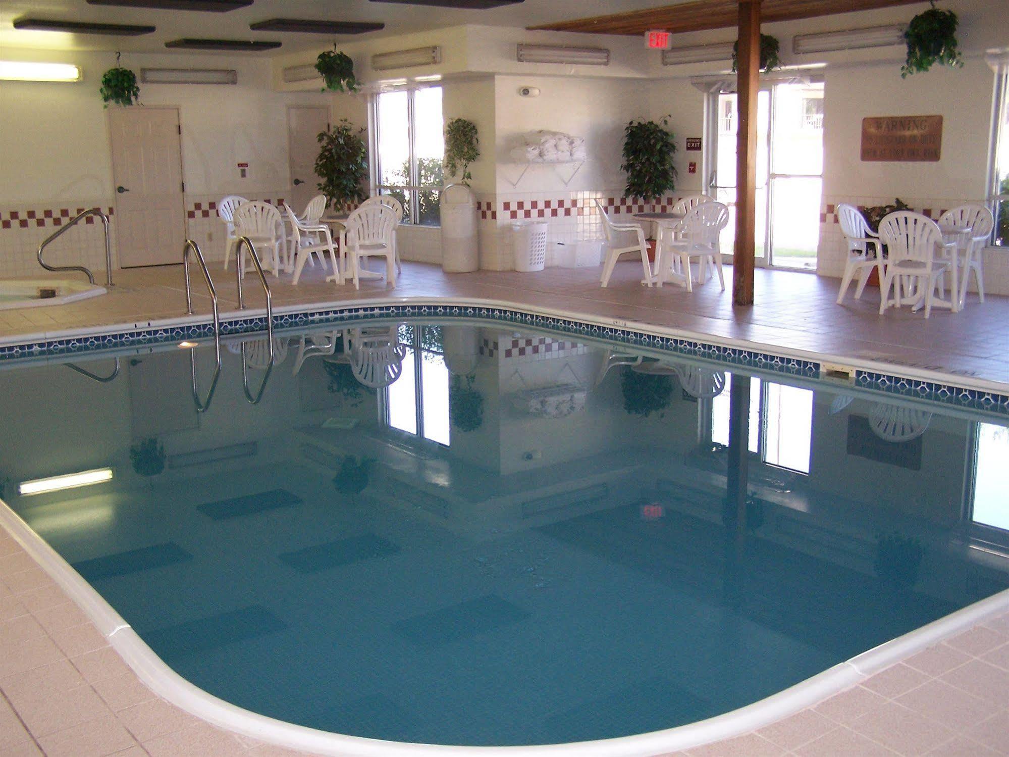 Everspring Suites Bismarck  Kültér fotó